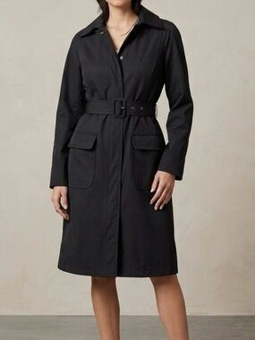 Ellen Tracy Black Belted Trench Raincoat/Trench-coat. Size Medium
